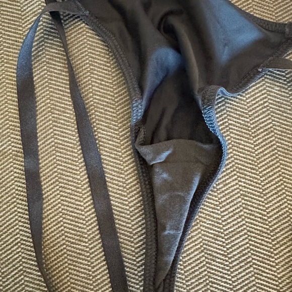 Victoria's Secret Silky Grey Vstring Panties with Double Straps and Gold Charm - Picture 3 of 4